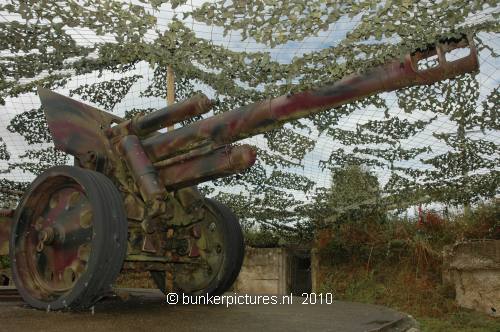 © bunkerpictures - 15cm Gun emplacement